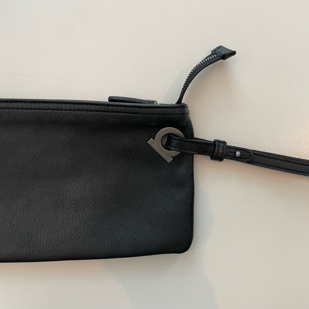 Ferragamo black small bracelet clutch